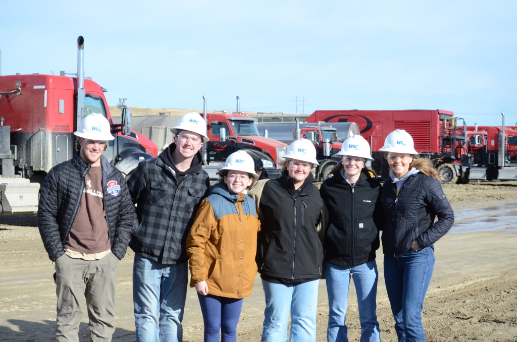 ERMD Students at Frac Site